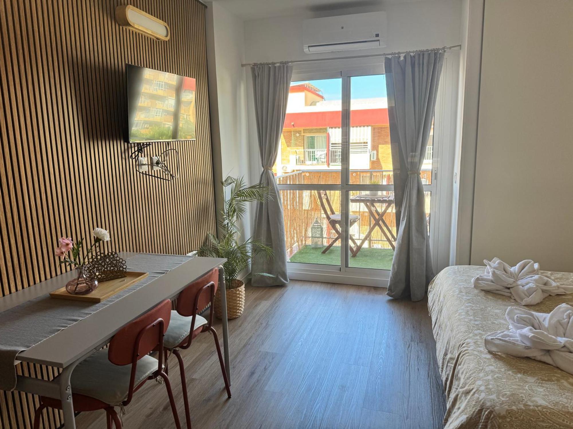 Bythewave Apartments Benalmádena Zewnętrze zdjęcie